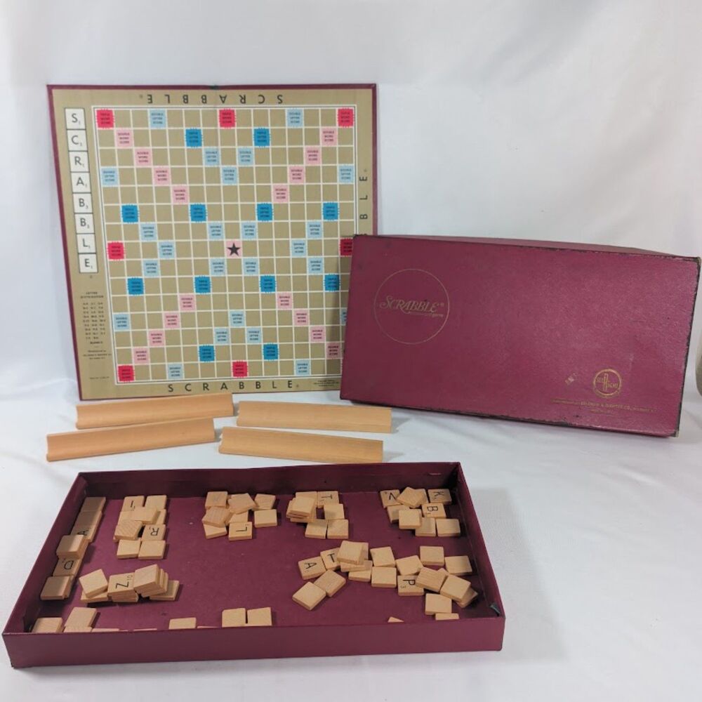 Vintage Selchow & Righter Scrabble Game Complete Wood Tiles 101 USA 1948